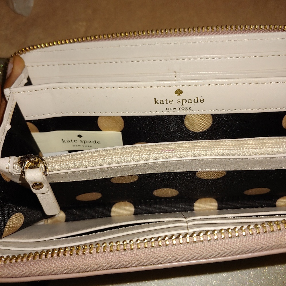 Kate Spade Wallet - Picture 3 of 4